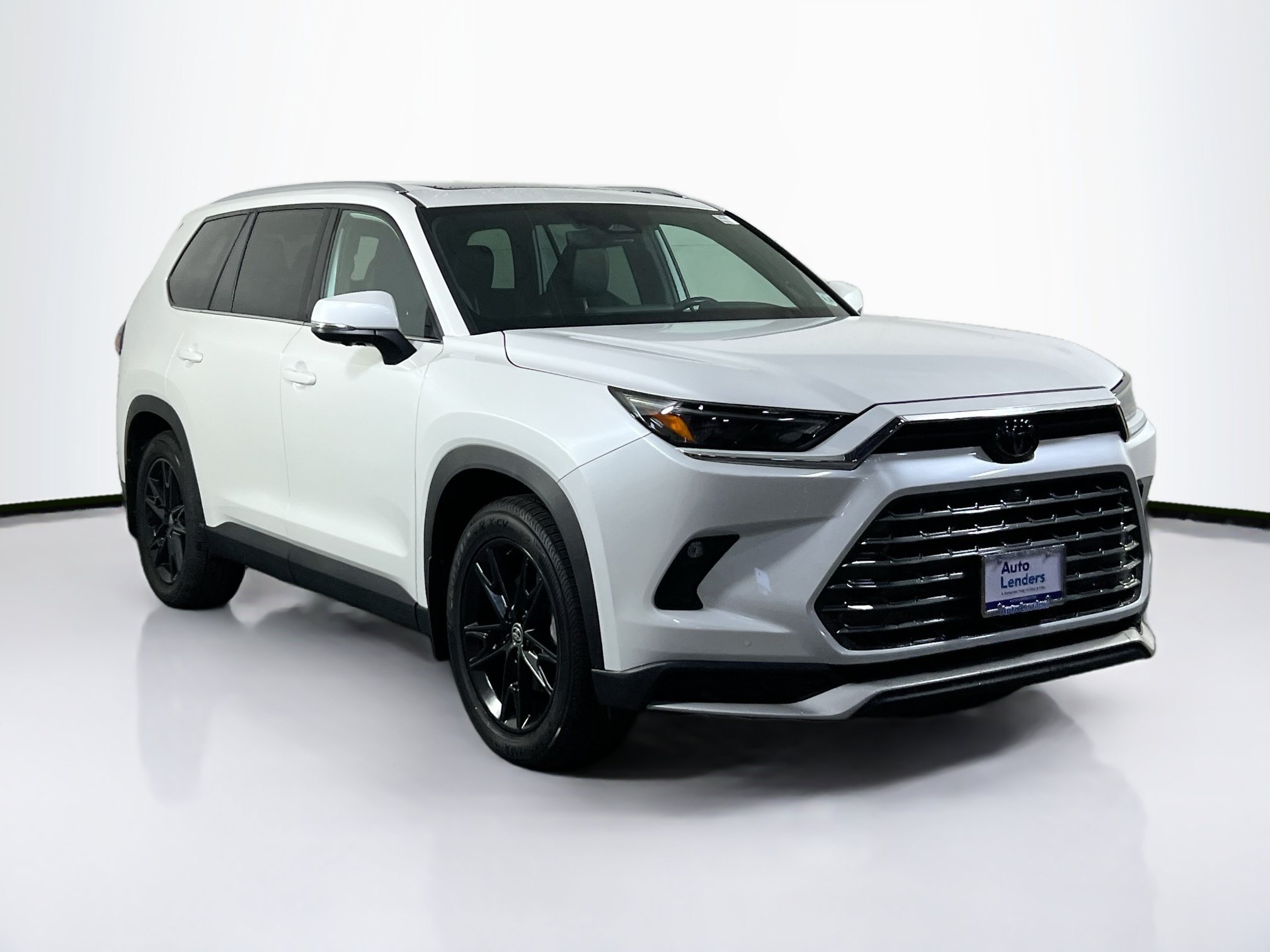 Used 2024 Toyota Grand Highlander AWD Hybrid image 3