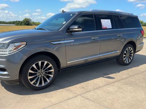 Used 2021 Lincoln Navigator L Reserve AWD/4WD image 5