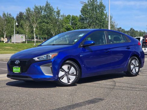 Used 2019 Hyundai Ioniq Blue FWD image 1
