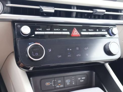Used 2025 Hyundai Tucson SEL AWD/4WD image 21