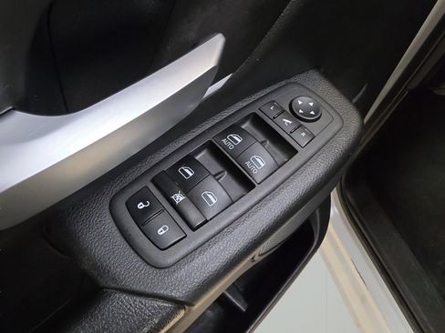 Used 2023 RAM 1500 Big Horn AWD/4WD image 15