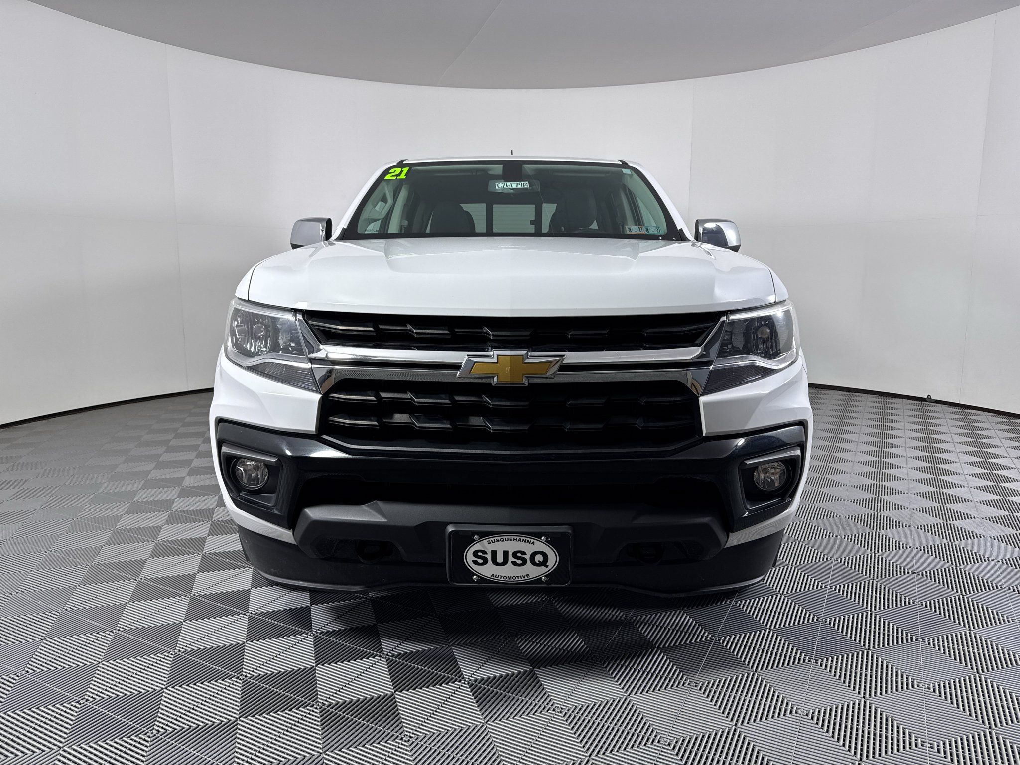 Used 2021 Chevrolet Colorado LT w/ LT Convenience Package AWD/4WD image 2