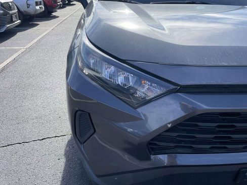Used 2020 Toyota RAV4 LE image 16