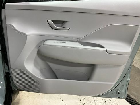 Used 2025 Hyundai Kona SEL image 23