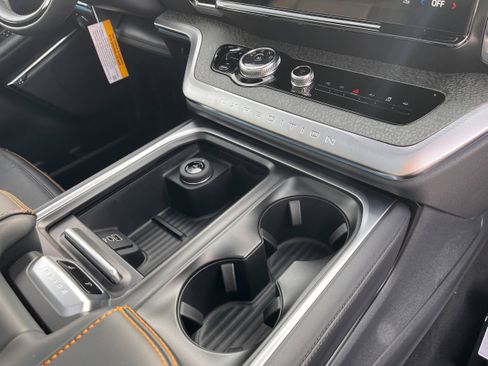 New 2025 Ford Expedition Tremor image 22