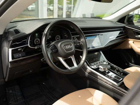 Certified 2023 Audi Q8 Premium Plus AWD/4WD image 10