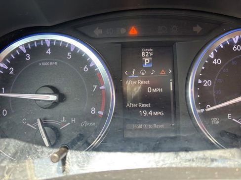 Used 2015 Toyota Highlander XLE FWD image 9