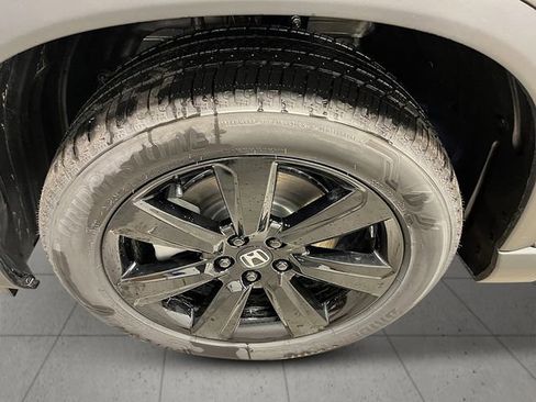 New 2025 Honda Pilot Black Edition image 11