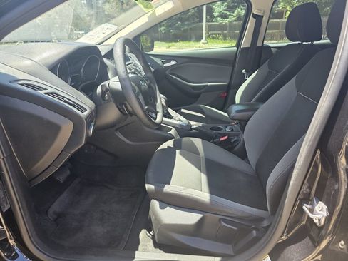 Used 2013 Ford Focus SE FWD image 12