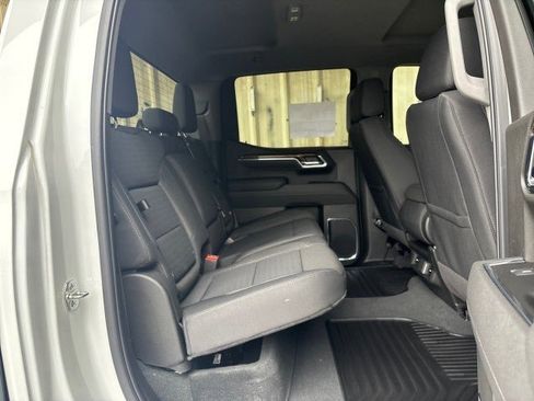 New 2025 GMC Sierra 1500 Elevation image 43