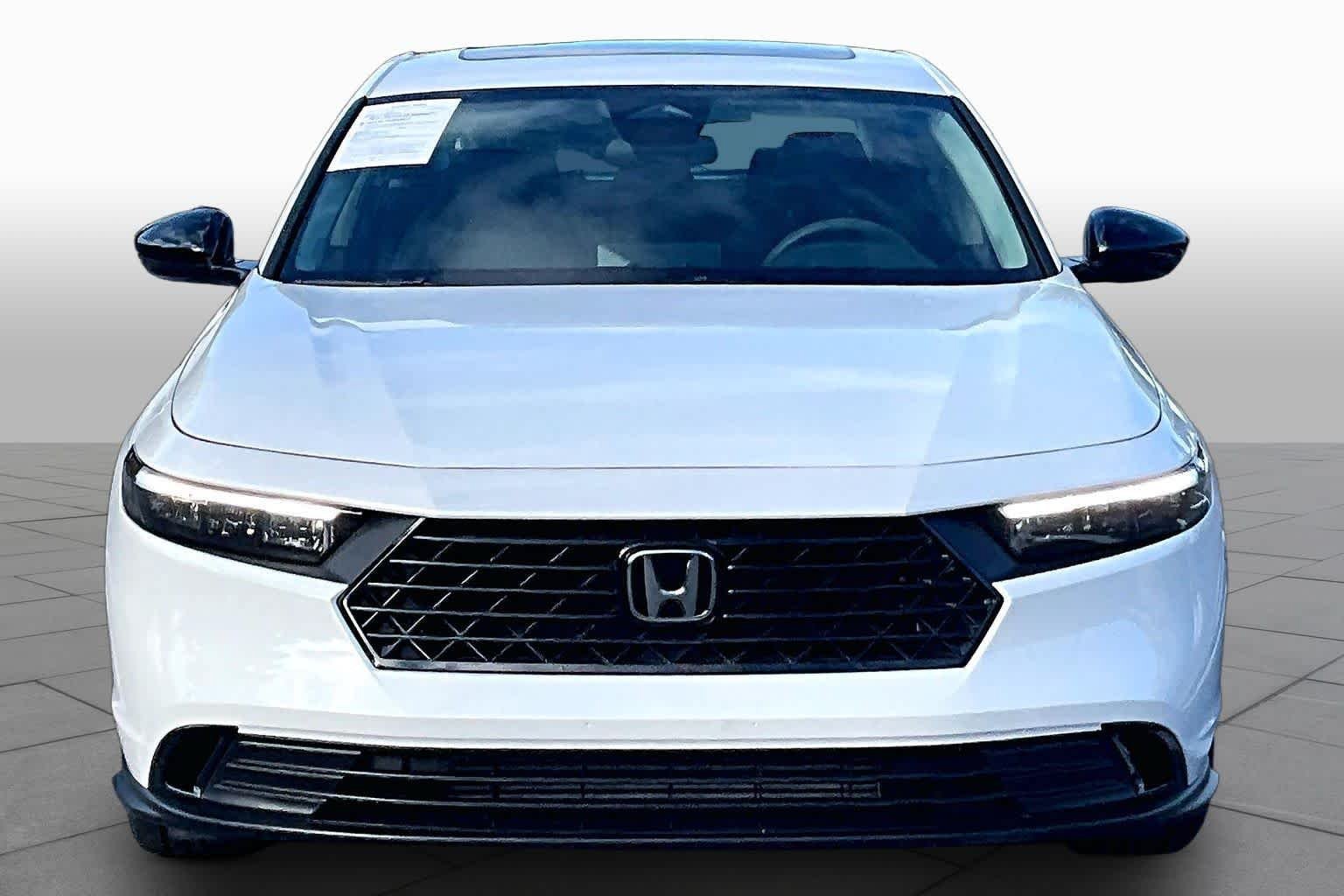 Certified 2025 Honda Accord SE image 4