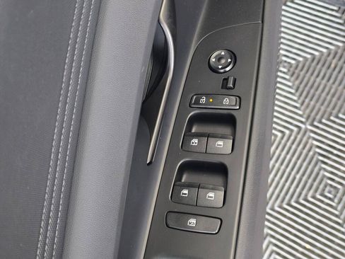 New 2026 Hyundai Elantra SEL FWD image 16