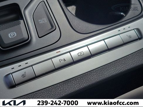 New 2026 Kia Carnival FWD image 29