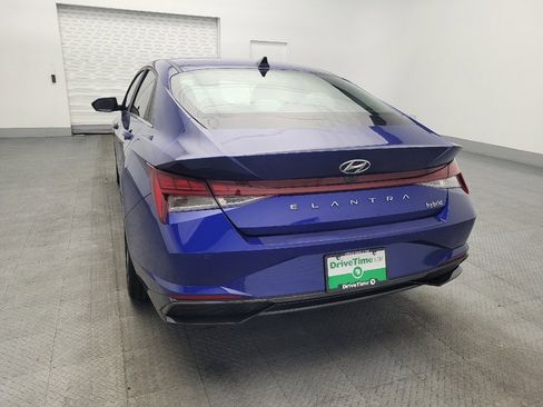 Used 2023 Hyundai Elantra Limited image 6