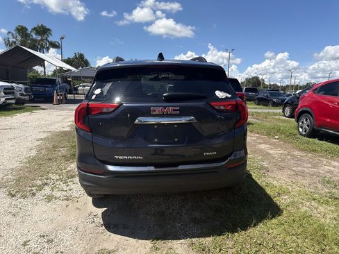 Used 2019 GMC Terrain SLE w/ Driver Convenience Package AWD/4WD image 8