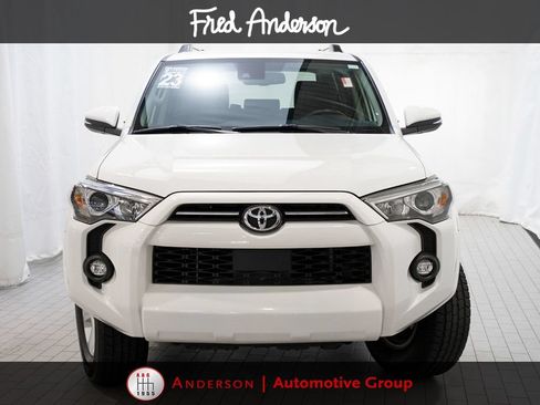 Used 2023 Toyota 4Runner SR5 Premium AWD/4WD image 2