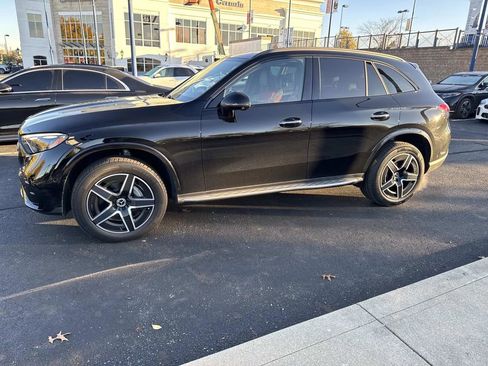 Certified 2025 Mercedes-Benz GLC 300 GLC 300 image 2