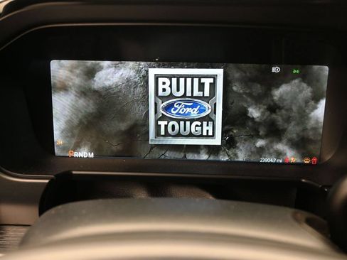 Used 2025 Ford F250 Lariat w/ Lariat Ultimate Package AWD/4WD image 12