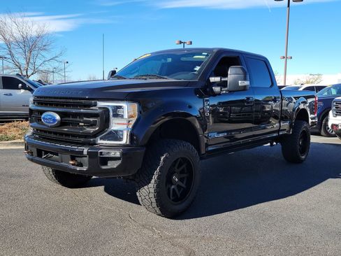 Used 2022 Ford F350 Platinum image 4