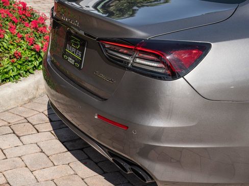 Used 2022 Maserati Quattroporte GT image 20