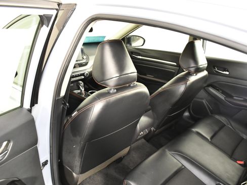 Used 2024 Nissan Altima 2.5 SR FWD image 44