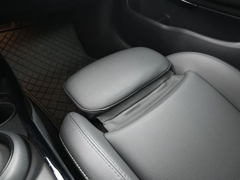 Used 2023 MINI Cooper Clubman S w/ Premium Package image 41