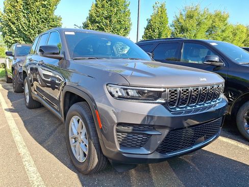 New 2025 Jeep Grand Cherokee Laredo X w/ Luxury Tech Group I image 2