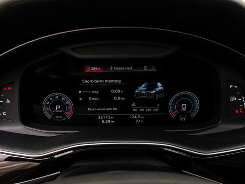 Used 2023 Audi Q7 2.0T Premium Plus w/ Premium Plus Package AWD/4WD image 23