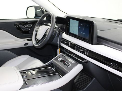 New 2025 Lincoln Aviator Premiere w/ Equipment Group 101A image 31