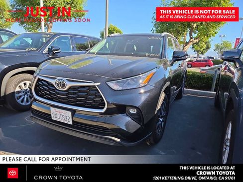 Used 2026 Toyota Highlander XLE AWD/4WD image 1
