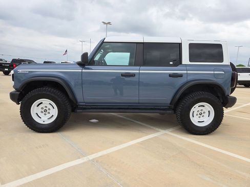 Used 2023 Ford Bronco Heritage Edition image 6