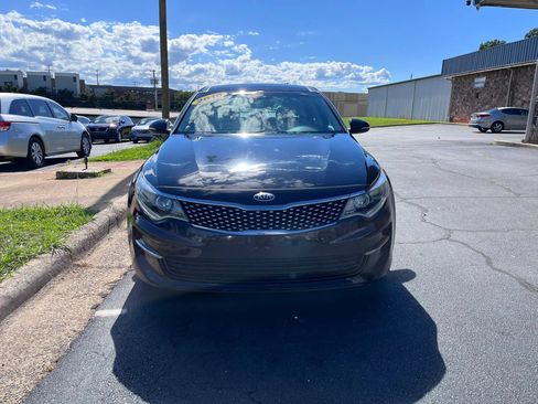 Used 2016 Kia Optima EX w/ Premium Package FWD image 2