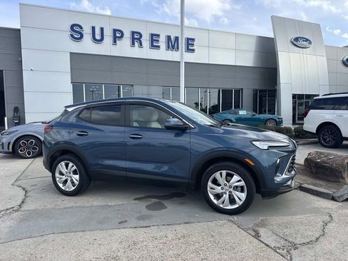 Used 2024 Buick Encore GX Preferred image 1