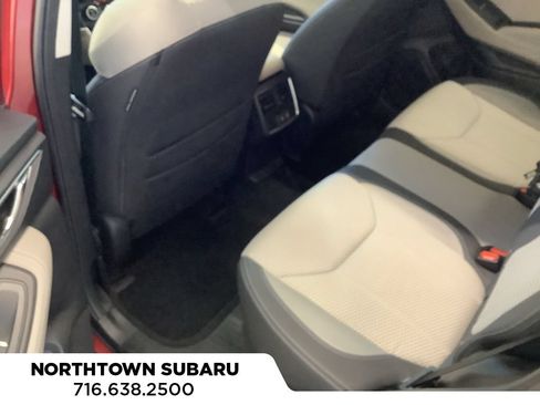 Used 2020 Subaru Forester Premium AWD/4WD image 16