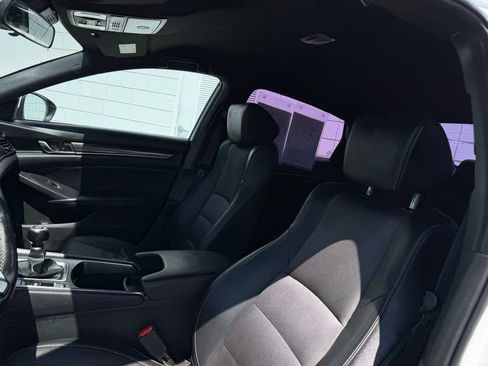 Used 2019 Honda Accord Sport image 18