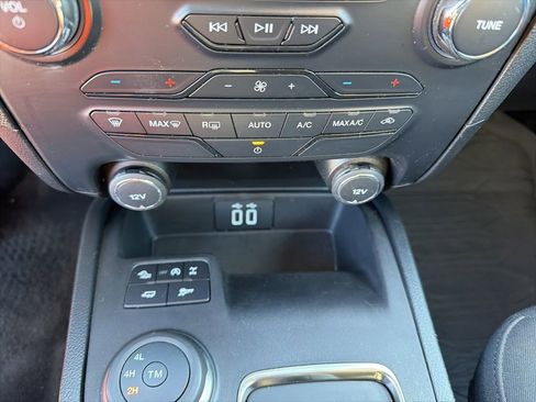 Certified 2020 Ford Ranger XLT w/ FX4 Off-Road Package image 24