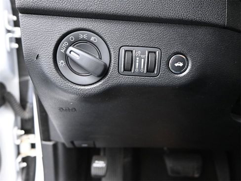 Used 2022 Dodge Charger SXT image 29