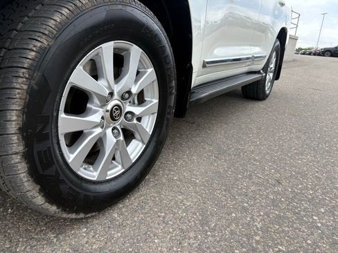 Used 2020 Toyota Land Cruiser AWD/4WD image 12