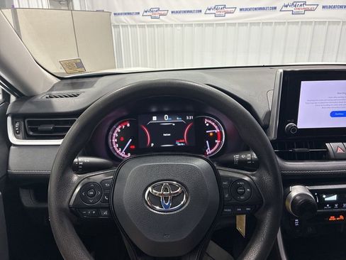 Used 2024 Toyota RAV4 LE image 17