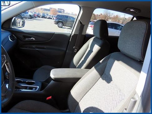 Used 2024 Chevrolet Equinox LT image 13