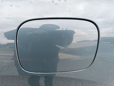 Used 2023 Honda HR-V Sport image 42