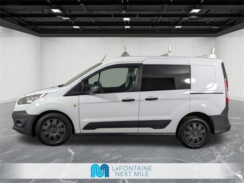 Used 2021 Ford Transit Connect XLT image 2
