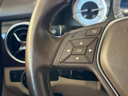 Used 2014 Mercedes-Benz GLK 350 4MATIC image 28