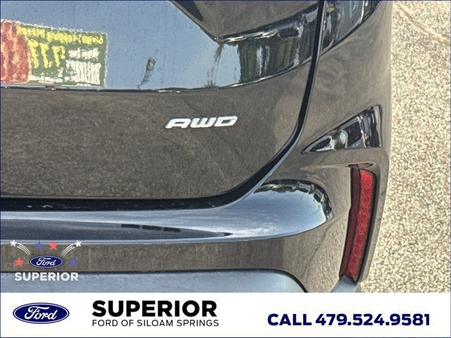 Used 2024 Ford Edge SEL AWD/4WD image 11