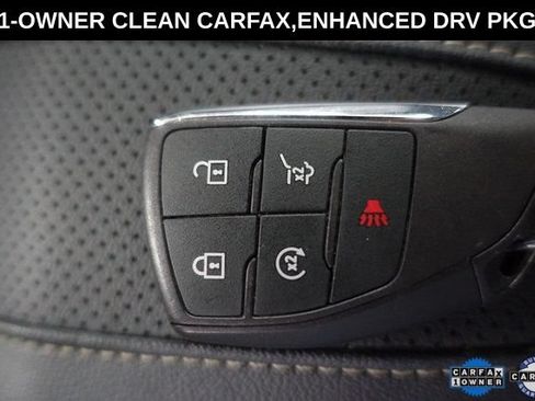 Used 2024 Chevrolet Traverse RS FWD image 18