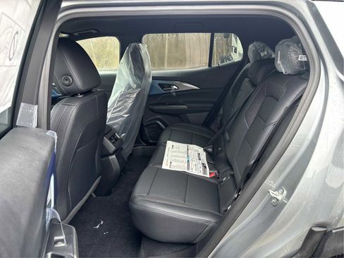 New 2026 Chevrolet Equinox EV LT image 11