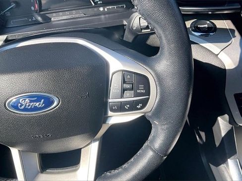 Certified 2022 Ford Explorer XLT w/ Equipment Group 202A image 19