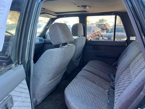 Used 1995 Toyota 4Runner SR5 AWD/4WD image 11