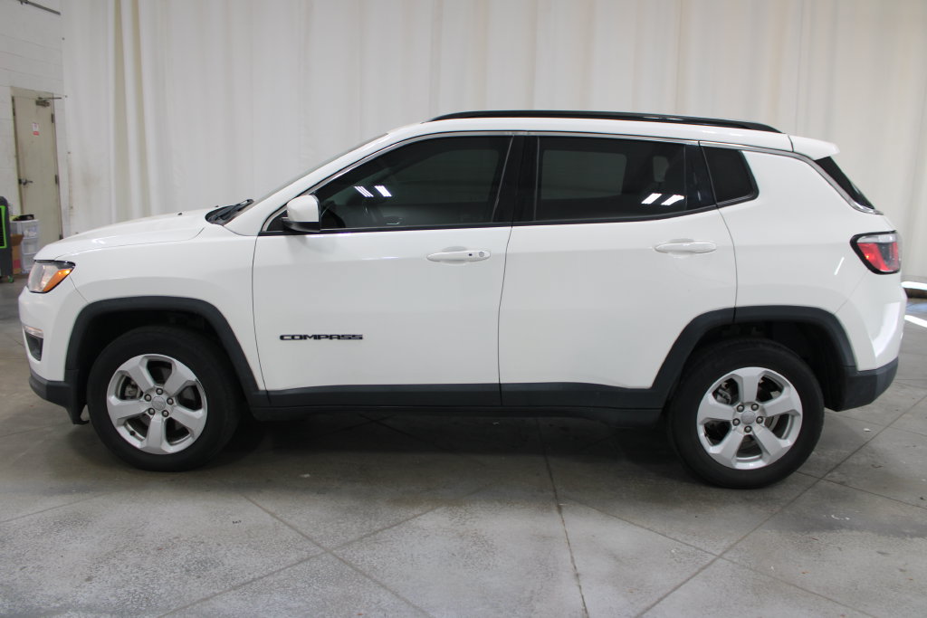 Used 2020 Jeep Compass Latitude w/ Popular Equipment Group AWD/4WD image 6