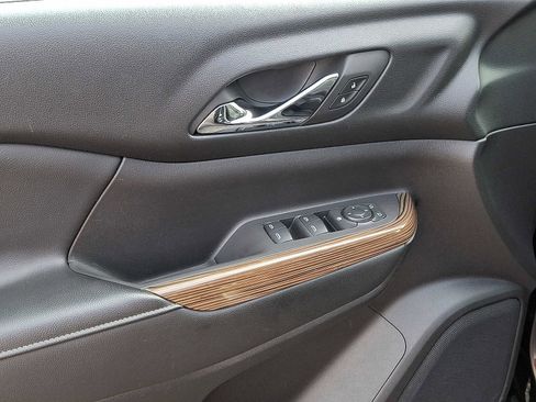 Certified 2018 GMC Acadia SLE image 13